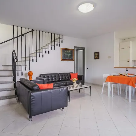 Lucerna Due-3 By Interhome Hébergement de vacances Ameglia